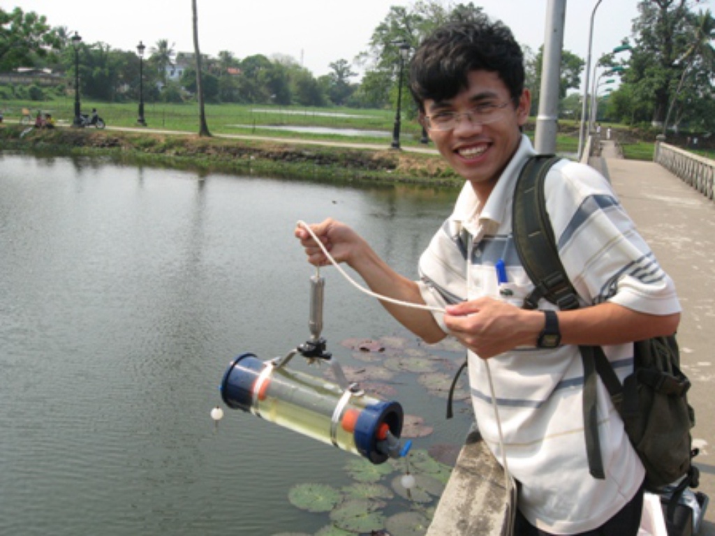 vietnam-sampling1-small.JPG